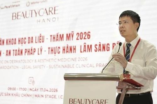 Chuyên gia cảnh báo tình trạng lạm dụng công nghệ trong làm đẹp
