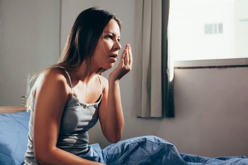 Người có nguy cơ bệnh gan thường gặp 7 dấu hiệu này buổi sáng