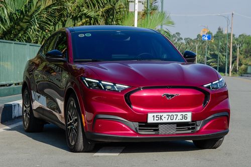 Có gì ở Ford Mustang Mach-E - SUV thuần điện giá 1,7 tỷ đồng