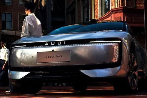Audi lại làm xe điện mới dù doanh số lao dốc