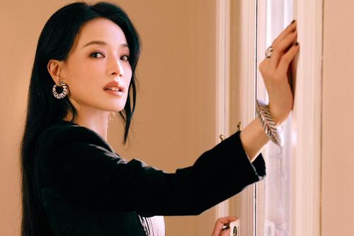 Lời thú nhận của Thư Kỳ: Tẩy trang đi rồi, tôi cũng rất giống một người phụ nữ 50 tuổi