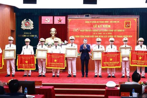 'Quả đấm thép' bảo vệ bình yên vùng biên cương Tây Nam