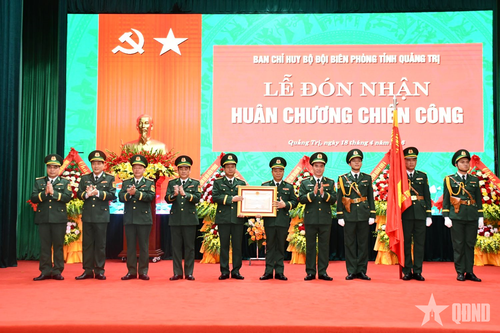 Ban Chỉ huy BĐBP tỉnh Quảng Trị đón nhận Huân chương Chiến công hạng Nhất