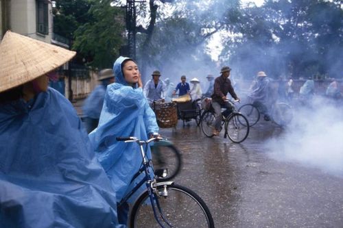 Triển lãm ảnh Giao điểm Việt Nam