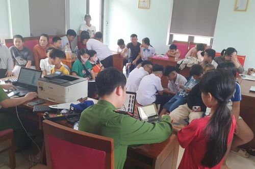 Cả 3 cơ sở Công an phường Sơn Trà hoạt động hết công suất cấp căn cước công dân