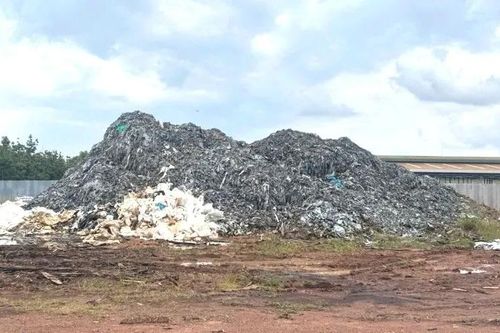 Đồng Nai: Khởi tố 2 đối tượng đổ hơn 567 tấn chất thải gây ô nhiễm môi trường