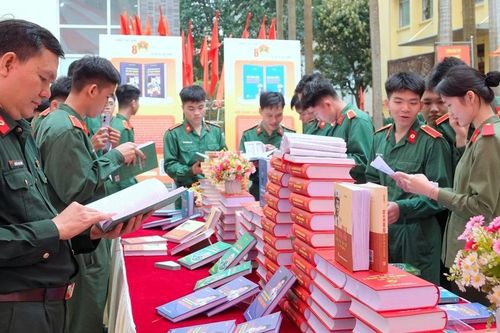 Rèn tư duy phản biện trong thời đại số