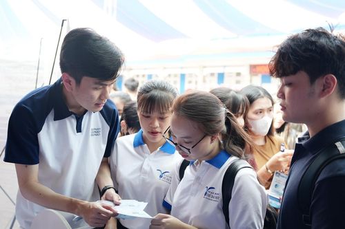 Trường Đại học Thủ Dầu Một tổ chức Ngày hội việc làm