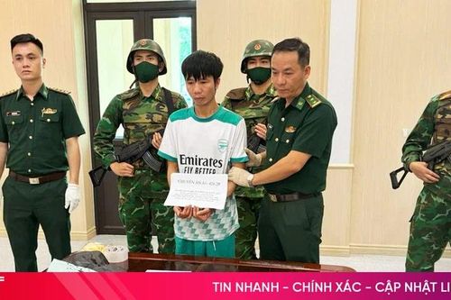 Bắt 2 đối tượng vận chuyển gần 2 kg ma túy đá tại biên giới Hà Tĩnh