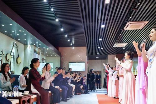 Phu nhân Tổng Bí thư, Chủ tịch nước Tô Lâm thăm Bảo tàng Âm nhạc dân tộc Quảng Tây