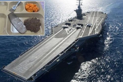 Binh sĩ Mỹ kêu thiếu ăn trên tàu sân bay, Hải quân nói 'tin giả'