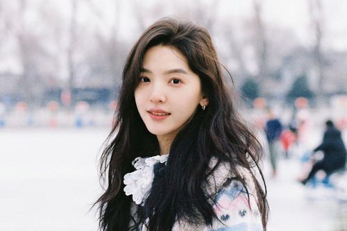 Chương Nhược Nam bị tố mất tập trung khi quay phim