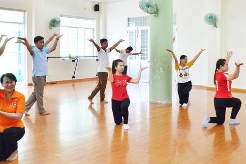 Tập huấn cán bộ nghiệp vụ, phụ trách đội, nhóm, câu lạc bộ, cộng tác viên