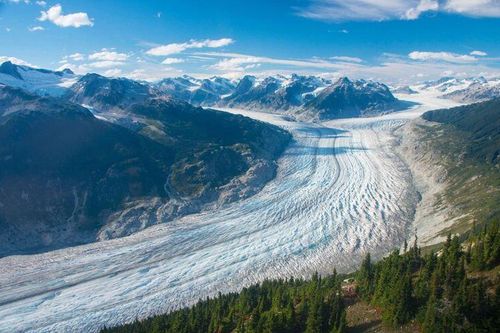 Biến đổi khí hậu 'xóa sổ' một sông băng trên dãy Andes