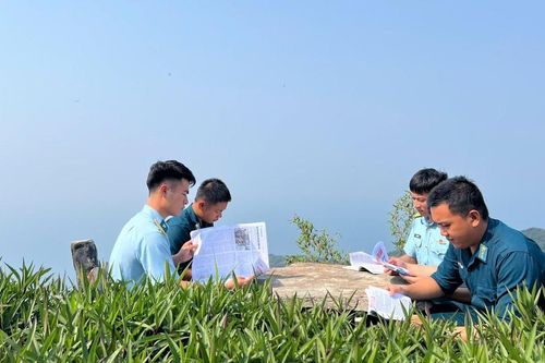 Bộ đội Trạm Ra-đa 29 hưởng ứng Ngày Sách và Văn hóa đọc Việt Nam