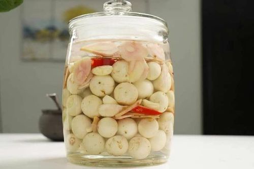 Vại cà muối mặn