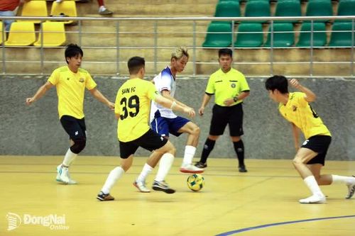 Xác định 4 đội vào bán kết khu vực 1 bóng đá futsal Đại hội Thể dục thể thao tỉnh lần thứ I