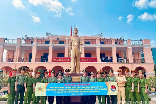 Đoàn Thanh niên Công an tỉnh Khánh Hòa tổ chức hành trình về nguồn