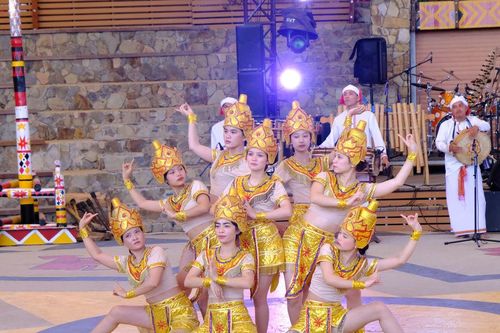 Bảo tồn văn hóa - động lực cho phát triển du lịch bền vững