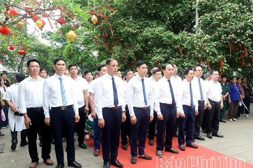 Xã Đạo Trù dâng hương tưởng niệm các Vua Hùng: Động lực từ quyết tâm đổi mới và phát triển