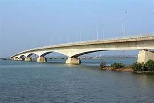 Bản hùng ca sông Gianh