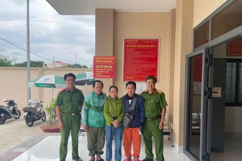 Cuộc hội ngộ sau 30 năm nhờ sự tận tâm của Công an cơ sở