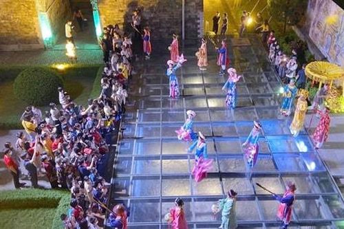 Phát triển văn hóa trở thành nguồn lực nội sinh: Hướng đi bền vững cho Thủ đô