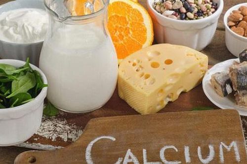 Muốn tăng chiều cao cho trẻ: Không chỉ canxi, cần đủ 'bộ vi chất vàng'