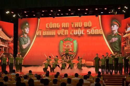 80 năm vinh quang 5 lực lượng Công an Thủ đô: Những bước chân lặng lẽ giữ nhịp bình yên