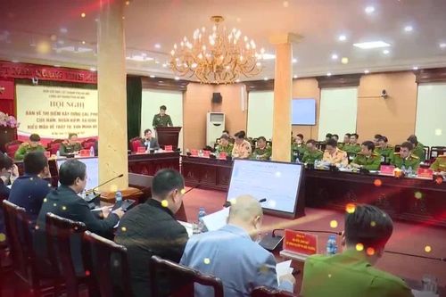 Cảnh sát QLHC về TTXH Công an Thủ đô: Gần dân - sát dân - vì nhân dân phục vụ