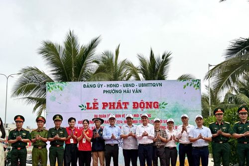 Đà Nẵng: Đồng loạt ra quân dọn vệ sinh môi trường