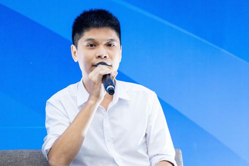 Đọc Murakami ở quán bar thì sao?