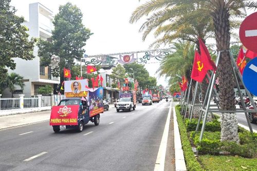 Khánh Hòa: Rực rỡ đoàn xe lưu động tôn vinh Ngày Văn hóa các dân tộc Việt Nam 2026