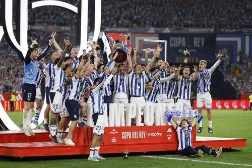Atletico gục ngã trên chấm luân lưu, Sociedad vô địch Cúp Nhà vua