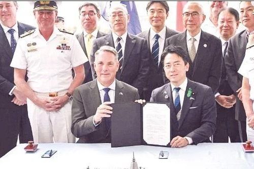 Australia và Nhật Bản ký thỏa thuận đóng tàu chiến