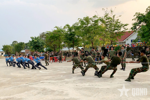 Vui Tết Chol Chnam Thmay cùng quân dân nước bạn