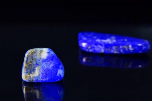 Chiêm ngưỡng khoáng vật xanh lam từng có giá trị cao hơn vàng