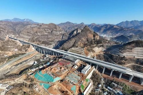 Tàu cao tốc Trung Quốc đạt 385km/h gây choáng