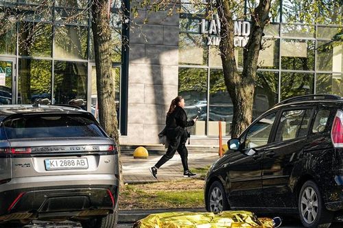 Xả súng và bắt con tin tại Kiev, 6 người thiệt mạng