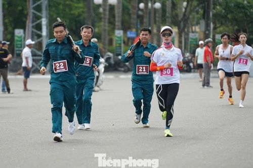 Đà Nẵng: Hơn 2.100 vận động viên tranh tài tại giải việt dã truyền thống 30 năm