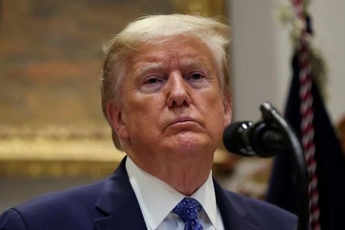 Tổng thống Mỹ Trump dọa 'phá hủy' mọi nhà máy điện, cầu đường ở Iran