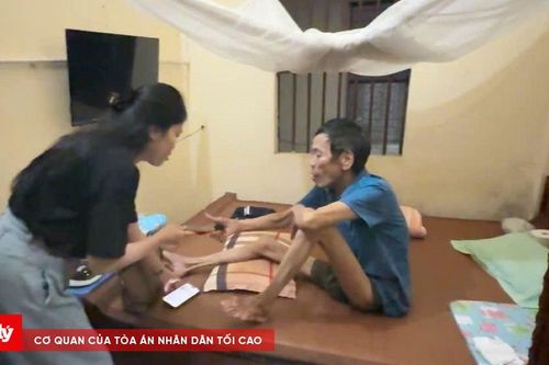 Con gái tìm được cha sau 30 năm thất lạc