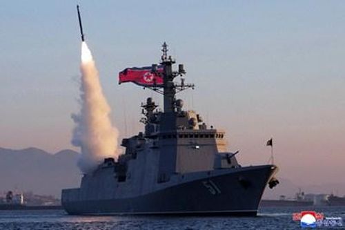 Triều Tiên phóng loạt tên lửa đạn đạo hướng ra vùng biển phía Đông