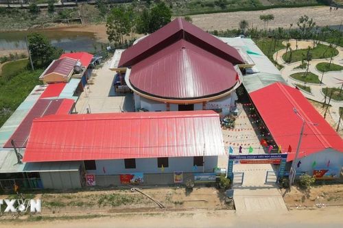 Đà Nẵng: Vun đắp niềm tin cho học sinh vùng biên từ những ngôi trường mới