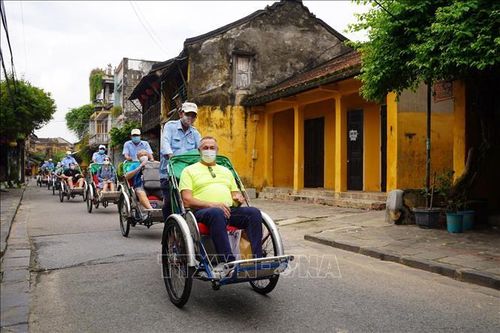 Mở rộng 'bầu trời' đón khách quốc tế, bứt phá cao điểm hè 2026