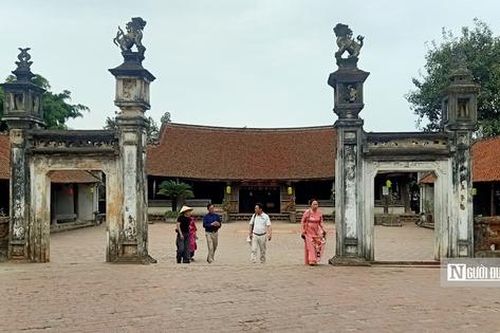 Quay lại quá khứ tại ngôi làng cổ gần 400 năm giữa lòng Hà Nội