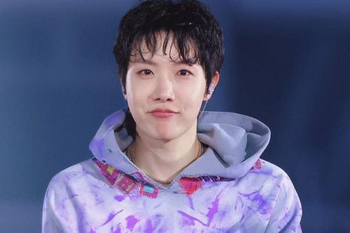 j-hope nghẹn ngào báo tin người thân qua đời ngay trước concert ở Tokyo