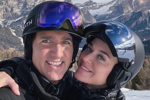 Tình cảm giữa Katy Perry và Justin Trudeau đứng trước thử thách lớn