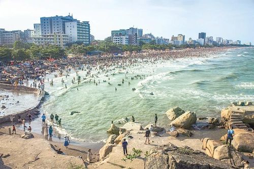Bản hòa ca của núi và biển