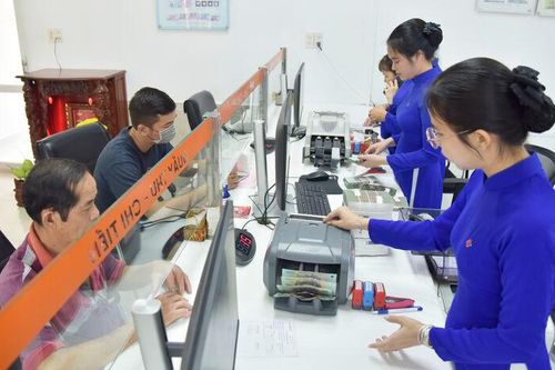 Dừng chuyển nhanh trên 500 triệu đồng: Khách hàng cần chủ động khi giao dịch lớn